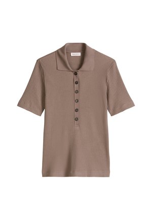 Korte mouwen geribd gebreide poloshirt in taupe met een puntige kraag en zes bruine knopen langs de voorkant.