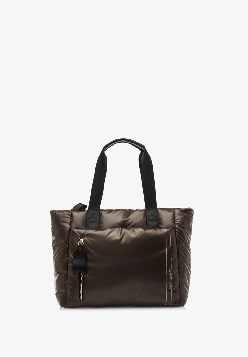 Borsa tote in nylon marrone scuro con texture trapuntata. Presenta manici neri e una tasca con zip dorata. Dettagli con linea a contrasto sul davanti.