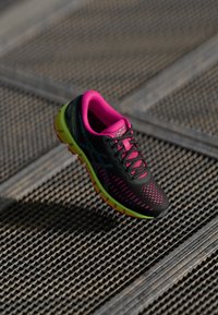 Valgt, graphite grey/hazard green