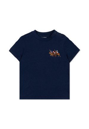 Maglietta per bambino piccolo a maniche corte blu navy con due bottoni a pressione sulla spalla e piccolo ricamo di tre giocatori di polo a cavallo sul petto.