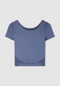 Top a maniche corte in tessuto blu con scollo rotondo, superficie liscia e orlo curvo con accenti di tonalità più scura.