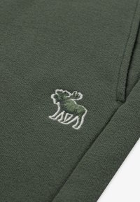 Abercrombie & Fitch ESSENTIAL JOGGER - Verryttelyhousut - thyme