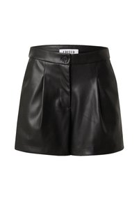 Zwarte neplederen shorts met een aansluitende taille, voorplooien en een enkele knoopdetail. Heeft een gladde textuur en een maatwerkvorm.