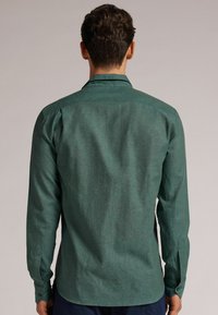 IUMAN Intimissimi Uomo Camisa elegante - grün verde costa