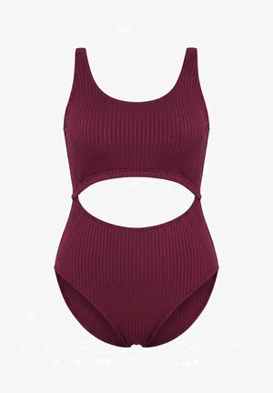 Prążkowany, bordowy jednoczęściowy strój kąpielowy z dekoltem w łódkę i wycięciem pod biustem, wysokimi wycięciami na nogi, bezszwowy.