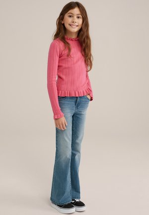 Jumper - bright pink