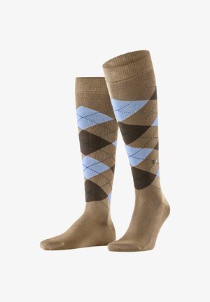 Braune, knielange Socken mit einem Argyle-Muster, das helle Blautöne und dunkelbraune Rauten zeigt. Hergestellt aus gestricktem Material mit einem gerippten Bündchen.