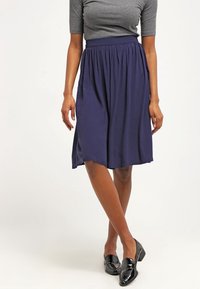 Minimum Plooirok - dark blue