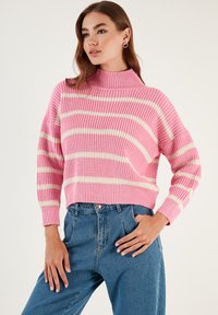 LELA Pulóver - pink cream