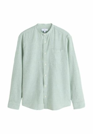 Hellgrünes Hemd mit Knopfleiste, Stehkragen, einer Brusttasche und kariertem Muster. Hergestellt aus weichem Stoff, mit weißen Knöpfen.