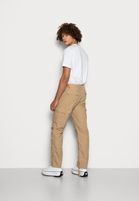 Carhartt WIP AVIATION PANT COLUMBIA - Calças cargo - dusty brown rinsed