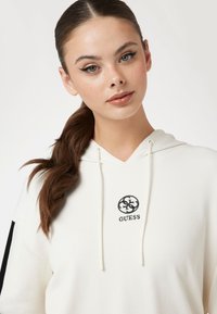 Guess Felpa con cappuccio - creme