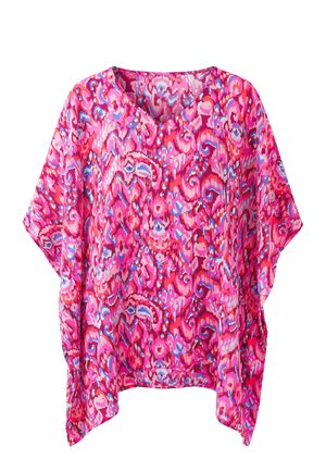 Felroze blouse met korte mouwen, losse pasvorm en abstract meerkleurig patroon in tinten rood, paars, blauw en wit.
