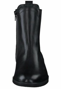 Botín negro de tobillo hecho de cuero liso con punta redondeada, diseño minimalista, cierre con cremallera lateral y suela baja de goma sólida.