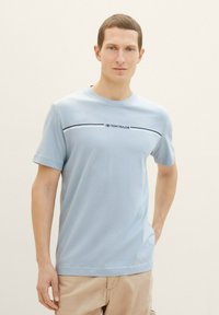 TOM TAILOR CREW NECK - Triko s potiskem - foggy blue