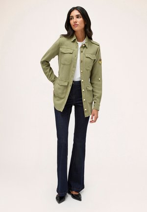 Motivi PUSH-UP BIANCA - Flared Jeans - blu