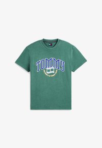 Избран, green