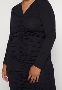 Noisy May Curve NMCEMRE  RUCHING  CURVE - Vestido de cocktail / Vestido de festa - black