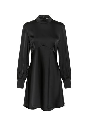 Rochie din satin negru, cu guler înalt, mâneci lungi și voluminoase, și corset ajustat. Prezintă o siluetă evazată și o strălucire subtilă.