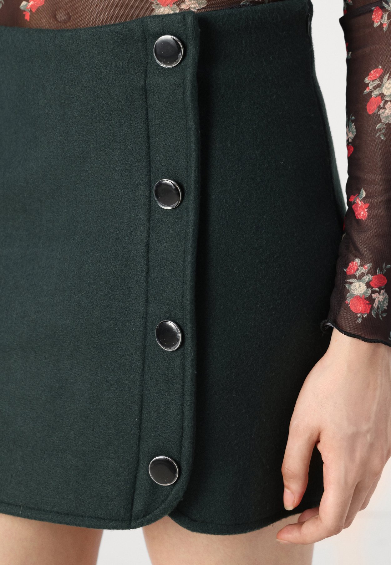 ONLELIZA MAIKA