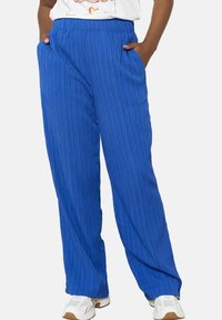 TEXTURED WIDE - Hlače - electric blue