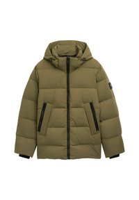 Oliwkowa pikowana kurtka z kapturem, z zamkiem błyskawicznym z przodu oraz dwoma zasuwanymi kieszeniami po bokach, a także elastycznymi mankietami dla zapewnienia ciepła.