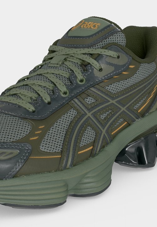 ASICS GEL KINETIC FLUENT UNISEX - Trainers - lichen green/obsidian grey — photo 7