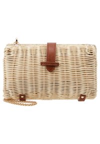 Rectangular woven straw clutch with brown leather strap closure and gold chain shoulder strap on white background.