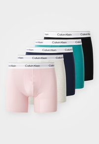 Unselected, multi-coloured