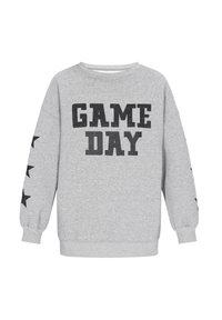 Felpa grigia con grande scritta nera "GAME DAY" sul davanti e motivi a stella neri lungo le maniche. Tessuto morbido, vestibilità rilassata.