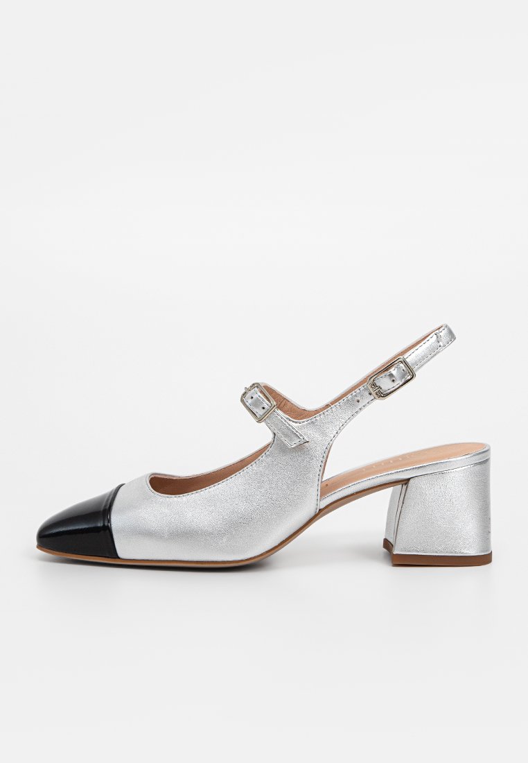 Unisa Klassieke pumps zilverkleurig Unisa Klassieke pumps zilverkleurig