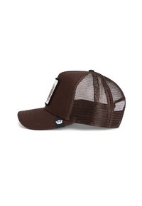 Cappellino da trucker marrone con pannello frontale solido e retro in rete traspirante. Visiera curva e patch con logo sul lato. Tessuto testurizzato e vestibilità regolabile.