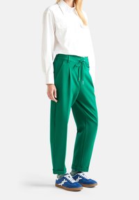 United Colors of Benetton Tygbyxor - dark green