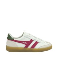 White sneakers with burgundy stripes, green heel, and gum sole. Made of leather and suede with a textured finish. Logo on the outer side.