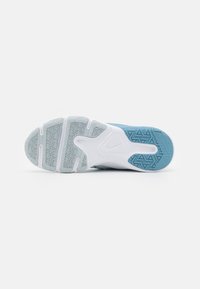 Nike Performance LEGEND ESSENTIAL  - Sapatilha de treino - white/worn blue/aura/phantom