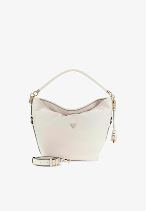 Sac à main en cuir blanc avec accents dorés, poignée tressée, petit logo triangulaire et bandoulière détachable placée à côté sur fond blanc.