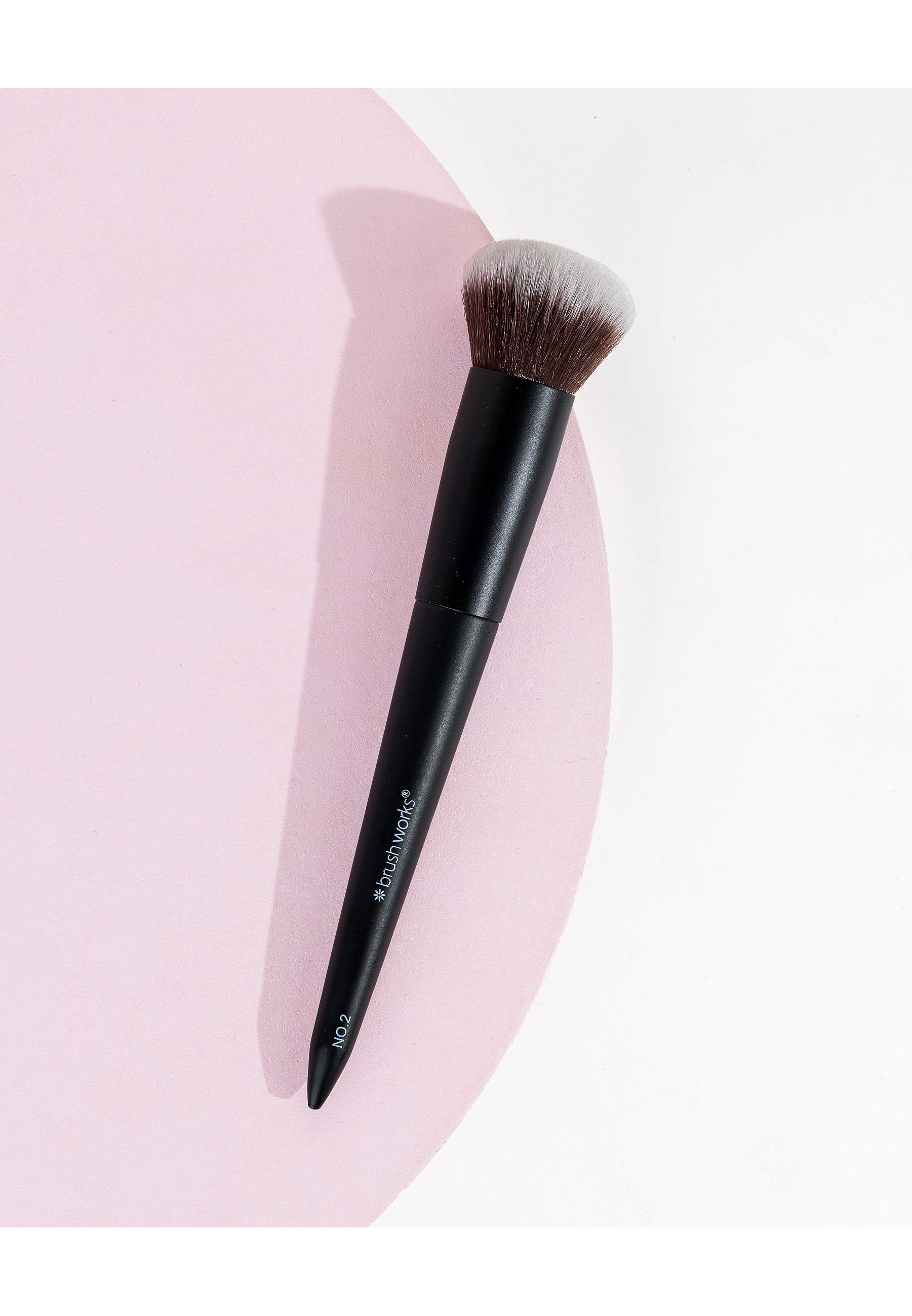 Brushworks HD Foundation Pinsel | 40 G, Dichter Borstenkopf | Für Makelloses Make-up