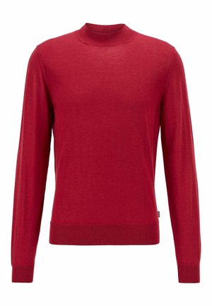 Czerwony sweter z długim rękawem i okrągłym dekoltem, z prążkowanymi mankietami, dołem i wykończeniem przy szyi, na jednolitym białym tle.