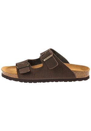 Braune Leder-Sandalen mit zwei verstellbaren Riemen, strukturiertem Obermaterial, Korkfußbett und Gummisohle. Mit metallischen Akzenten auf den Riemen.