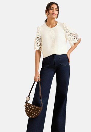 Love & Roses PETITE FIT - SHORT SLEEVE  - Bluse - ivory