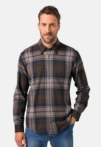 Braunes und marineblau kariertes Flanellhemd mit Button-Down-Kragen, langen Ärmeln und Knopfleiste vorne. Glatte Textur.