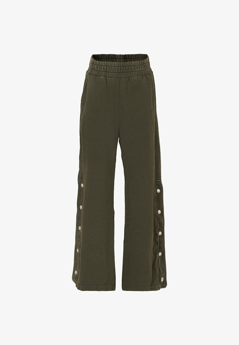 Olijfgroene wijde broek met een elastische tailleband, voorzien van drukknoopaccenten aan de zijkanten. Zachte, ademende stof.