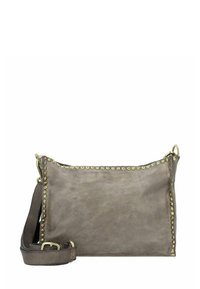Borsa a tracolla in pelle grigia con una superficie liscia, caratterizzata da borchie metalliche lungo il bordo e una tracolla removibile. Design rettangolare semplice.