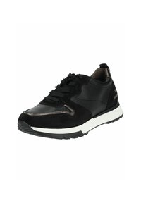 Baskets noires de sport avec un mélange de cuir et de daim, à lacets, avec une semelle intermédiaire blanche et une semelle extérieure en caoutchouc texturé pour une meilleure traction.