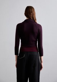 Victoria Beckham Stickad tröja - dark red