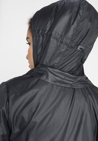 Nike Performance Veste de running - black