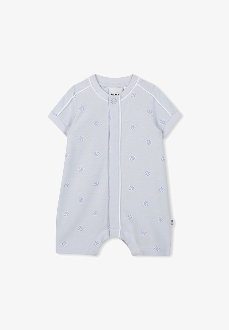 Svetlo modra kratka romper obleka z teksturiranim zaključkom, z ponavljajočim se vzorcem logotipa, zapiranjem na gumbke in kontrastnimi belimi obrobami.