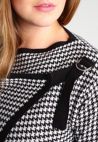 Anna Field Curvy Kofta - off-white