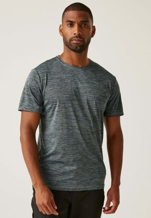 T-shirt basic - stormyweathr