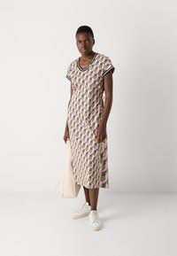 Marc Cain Freizeitkleid - fresh pink